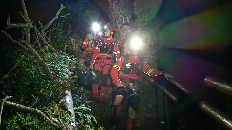 Operațiune de șase ore: Patru moldovence, salvate de pe masivul Ceahlău