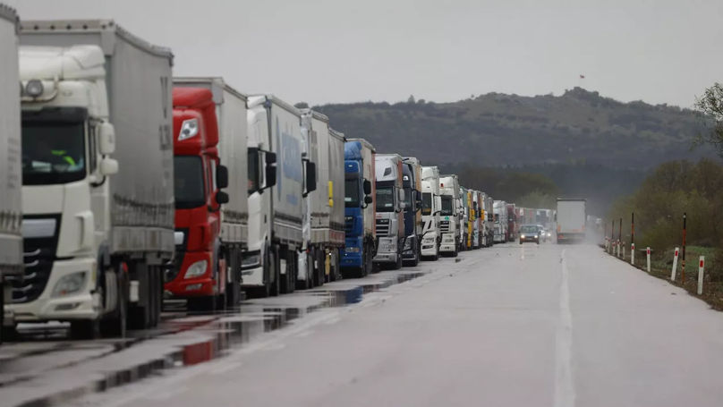 Sute de camioane cu mărfuri au traversat frontiera în două zile