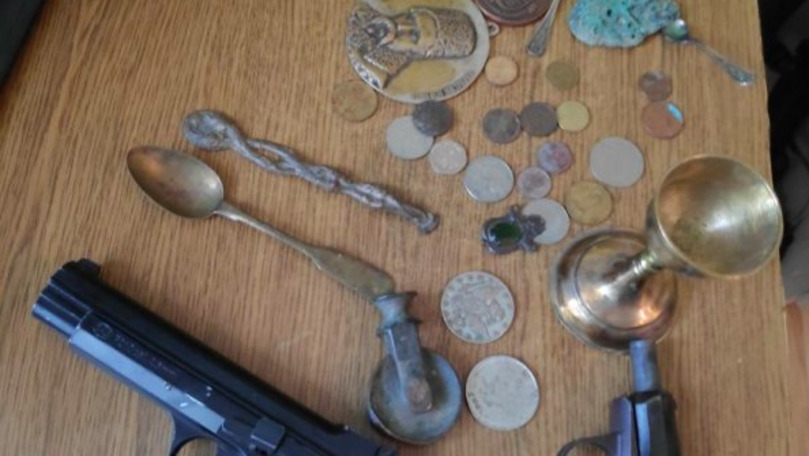 Descinderi la Soroca: Obiecte de cult și pistoale pneumatice, confiscate