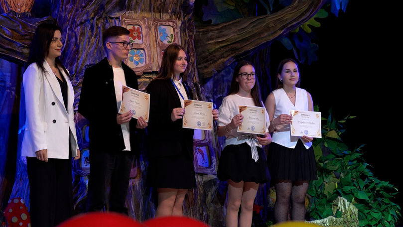 Elevii Liceului Orizont din Bălți, premiați pentru succese