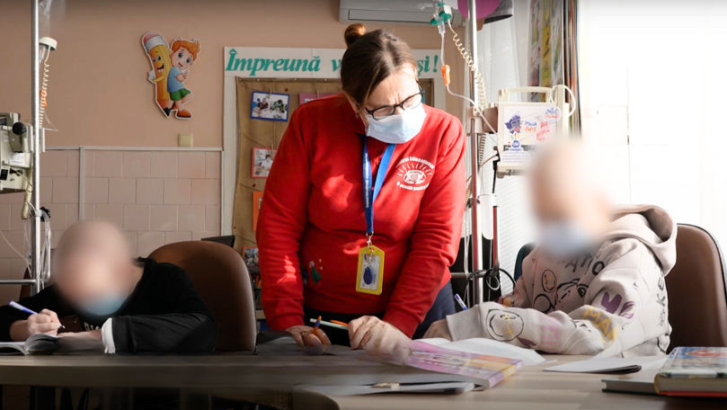 Școala din spital. Cum învață zeci de copii bolnavi de cancer