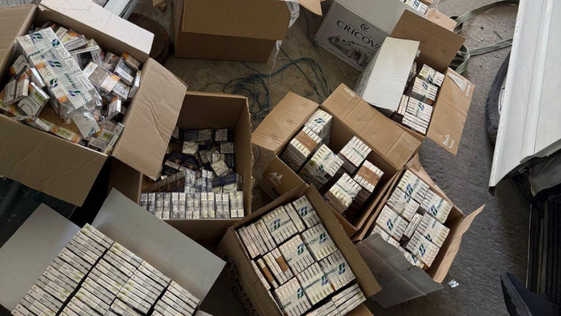 Contrabandă la PTF Cahul: 59.600 de țigarete, ascunse într-un microbuz