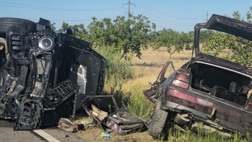 Accidentul cu doi morți de la Cahul: Au intervenit trei echipe AMU