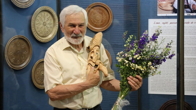 Expoziția meșterului popular Victor Pelin, inaugurată la Chișinău