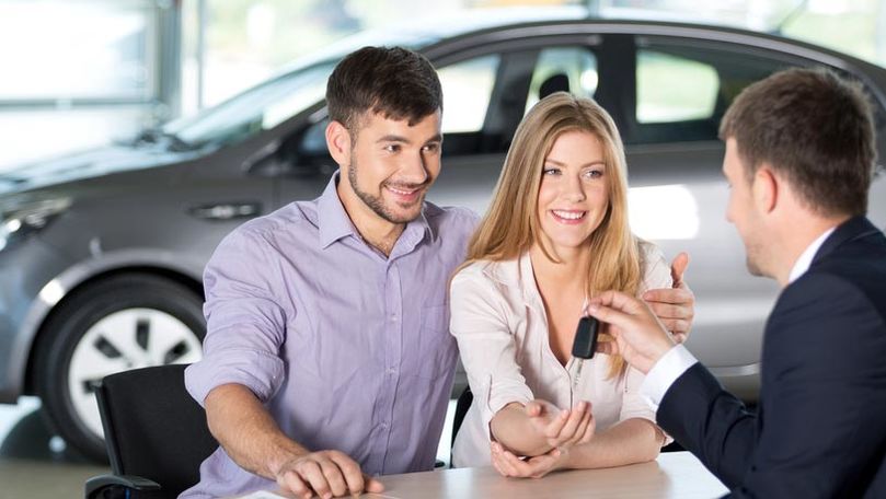 BNS: Moldovenii cumpără mai puține mașini în leasing