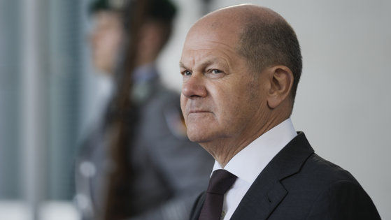 Anchetă în Germania după un incident de securitate asupra lui Scholz