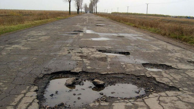 Sute de localități vor bani pentru drumuri, dar fondurile sunt limitate
