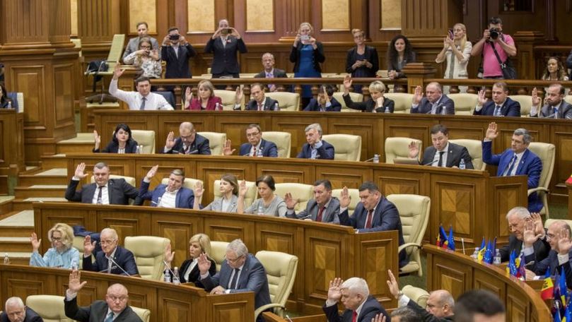 Parlamentul a aprobat inițiativele sociale ale președintelui Igor Dodon