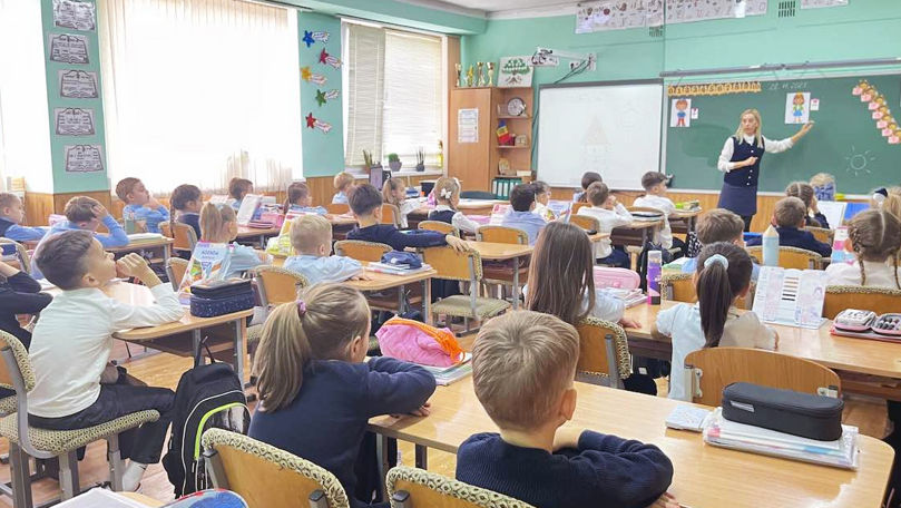 Почти восемь тысяч заявлений на зачисление детей в первый класс подано в Кишинёве.