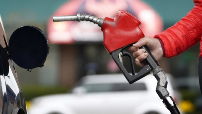 Prețul carburanților crește ușor: Cât vor costa benzina și motorina