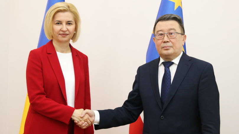 Bașcanul Găgăuziei a avut o întrevedere cu ambasadorul Kazahstanului