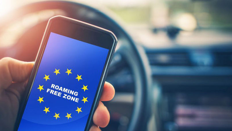 Zeci de europarlamentari cer eliminarea tarifelor de roaming cu Moldova