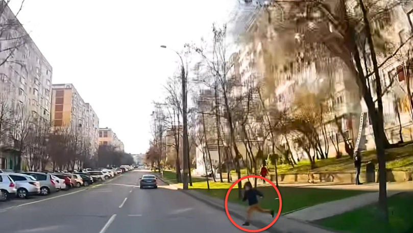 Momentul în care un copil fuge în fața unei mașini. Îndemnul șoferului