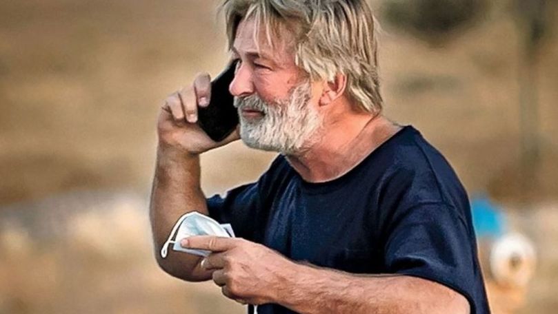 O membră a echipei filmului Rust îl dă în judecată pe Alec Baldwin