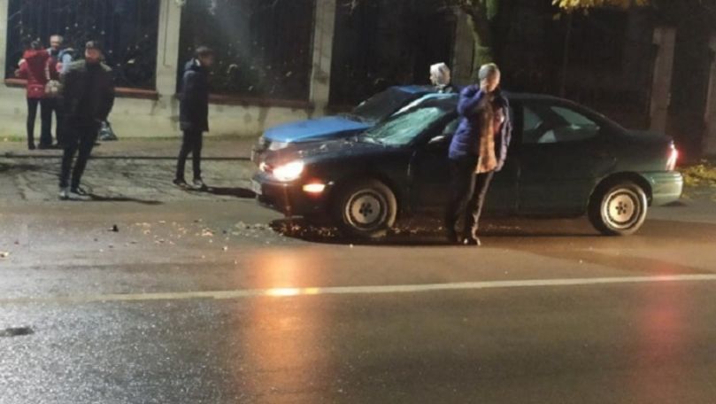 Comrat: Bărbat, lovit de o mașină în timp ce traversa strada