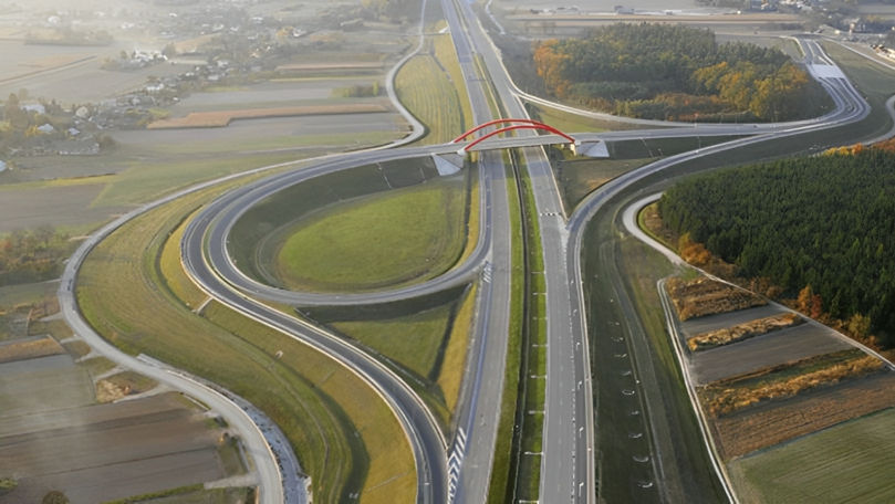 Autostrada Unirii mai avansează puțin: Încă 23 de km vor intra în lucru