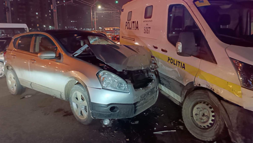 Accident în Capitală cu o mașină de Poliție: Se caută martori