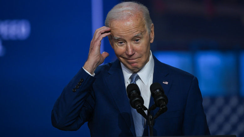 Joe Biden l-a luat în derâdere pe Donald Trump: Mulţumesc lui Dumnezeu
