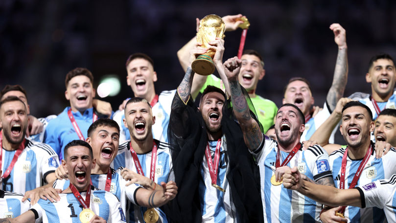 Argentina este noua campioană mondială la fotbal după ce a învins Franța