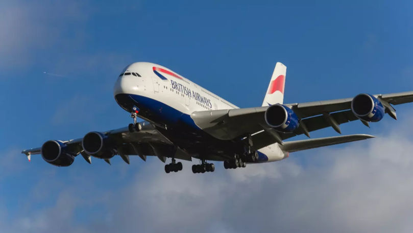 Un avion s-a umplut cu gaze toxice: Piloții au deschis geamurile