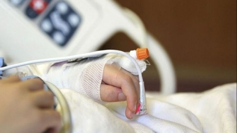 SUA: Focare de hepatită misterioasă la copii generate de căpșuni bio