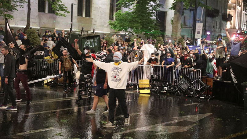 Un moldovean, reținut în timpul protestelor din Georgia. Ce spune MAE