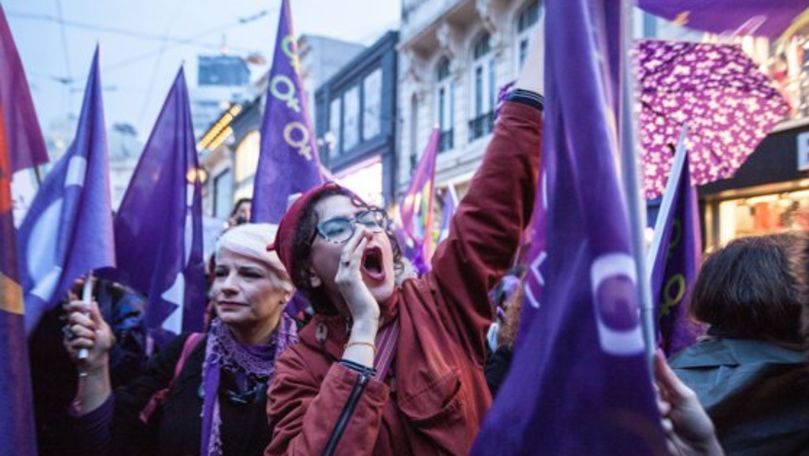 Turcia: Un proiect de lege ar permite să grațieze bărbații violatori