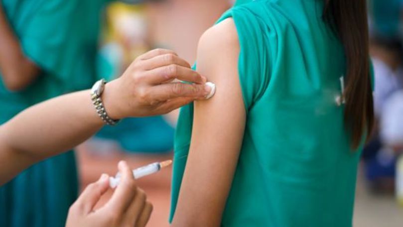 Fenomenul adolescenților din SUA nevaccinați de părinți
