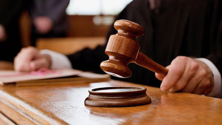 O tânără, condamnată: A mințit că a fost violată de un bărbat
