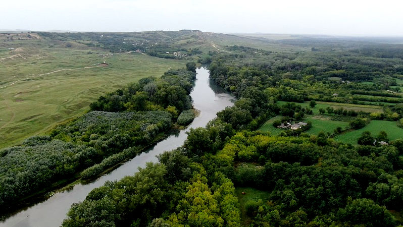 Apă bună din România: Un apeduct încearcă să treacă Prutul de opt ani