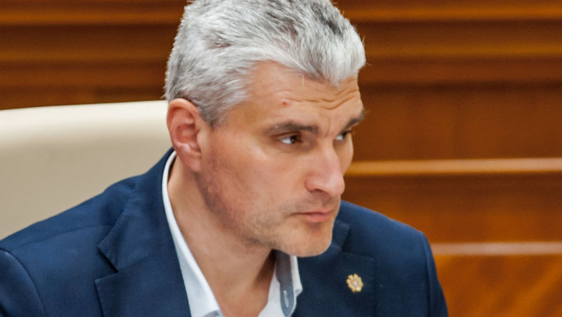 Вице-председатель парламента Александр Слусарь.