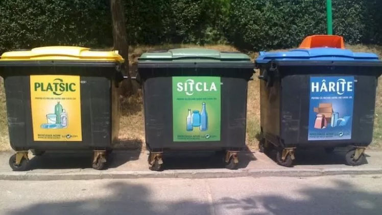 În Capitală vor fi instalate noi platforme pentru colectarea deșeurilor