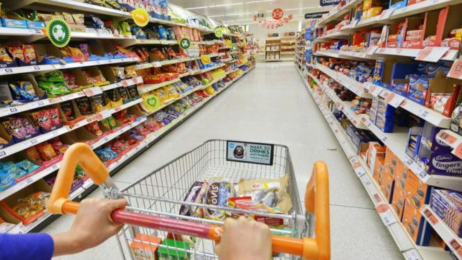Cine domină piața retailului alimentar din Moldova