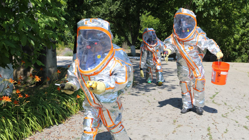 Mai mulți salvatori au participat la un curs de instruire CBRN