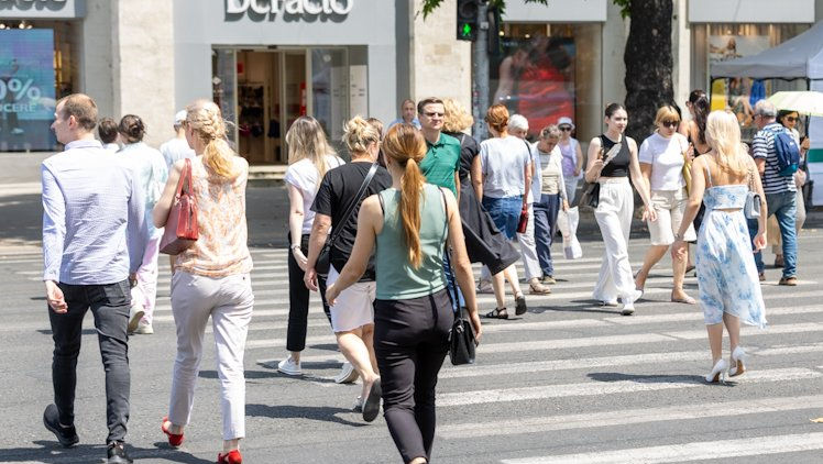 Peste 3.300 de persoane vor primi ajutoare din Fondul de Rezervă