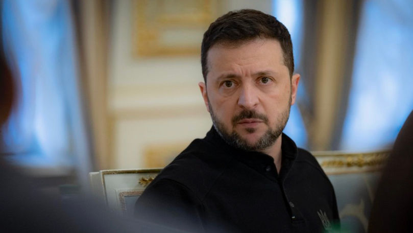 Зеленский: Украина ввела санкции против "Роснефти" и "Лукойла".