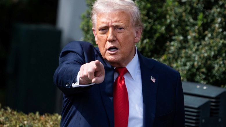 PIB-ul SUA, în scădere în primul trimestru. Pe cine dă vina Trump