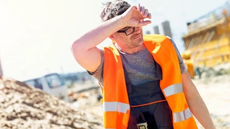 Val de căldură în Grecia: Autoritățile impun pauze obligatorii de lucru