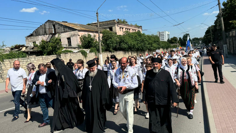 Bălțiul, în Straie Românești: A Avut Loc Parada Portului Popular