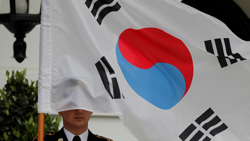 Южная Корея пересмотрит запрет на поставки оружия Украине.