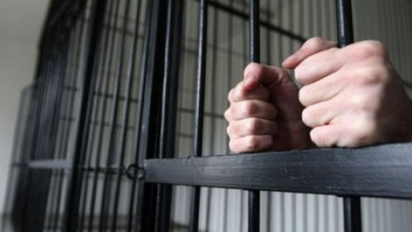 Și-a înjunghiat concubina de peste 60 de ori: Bărbatul, condamnat