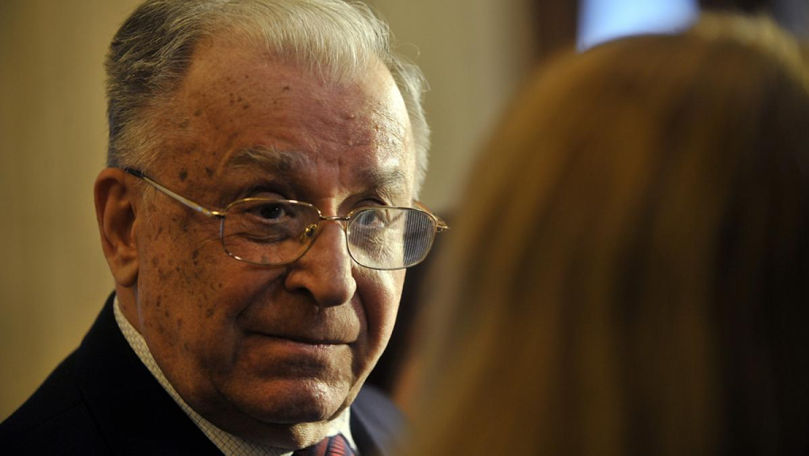 Ex-președintele României, Ion Iliescu, a fost internat în spital