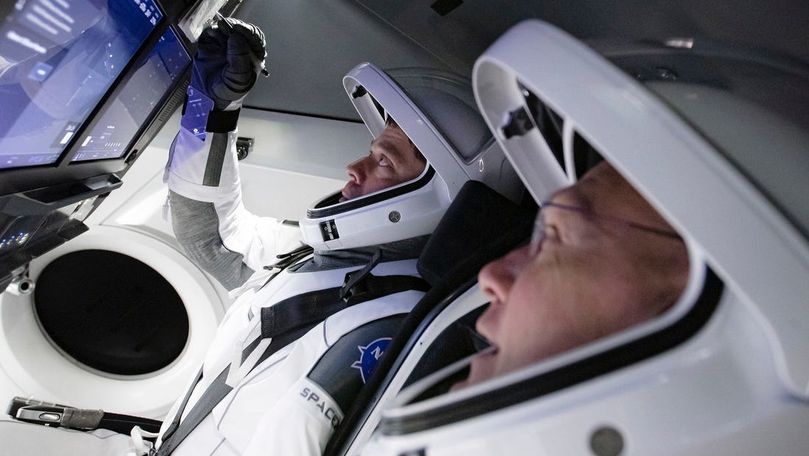 Doi astronauţi NASA vor reveni duminică pe Terra cu o capsulă SpaceX