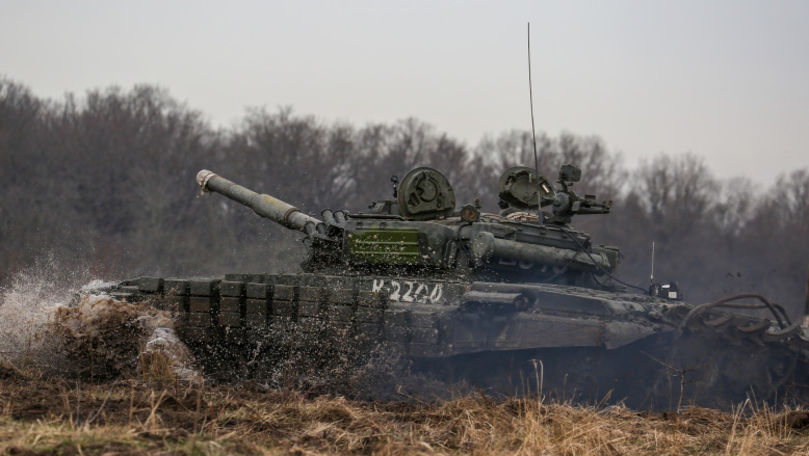 Rusia a început exerciții cu tancuri în apropierea graniței cu Ucraina