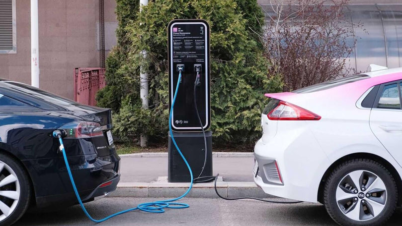 Рост цен на топливо привел к рекордным продажам электромобилей в Европе.