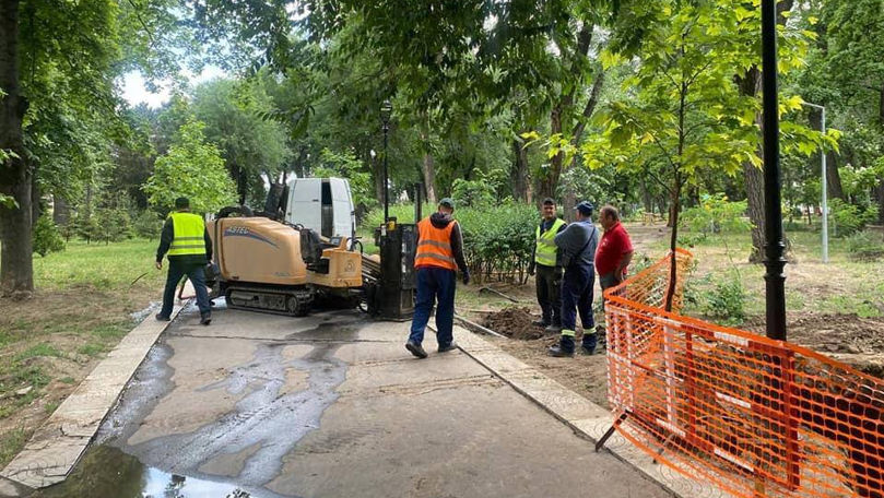 Scuarul Catedralei Mitropolitane, reparat în comun cu Județul Buzău