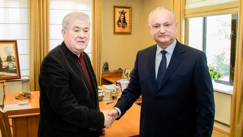 Voronin a dat mâna cu Dodon: Blocul electoral PCRM-PSRM este oficial
