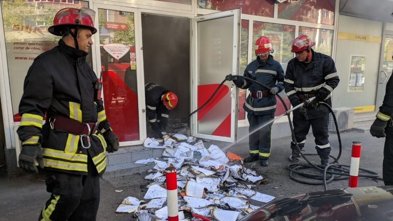 Incendiu la o agenţie română de pariuri. O femeie a făcut atac de panică