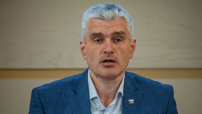 Вице-председатель парламента Александр Слусарь.