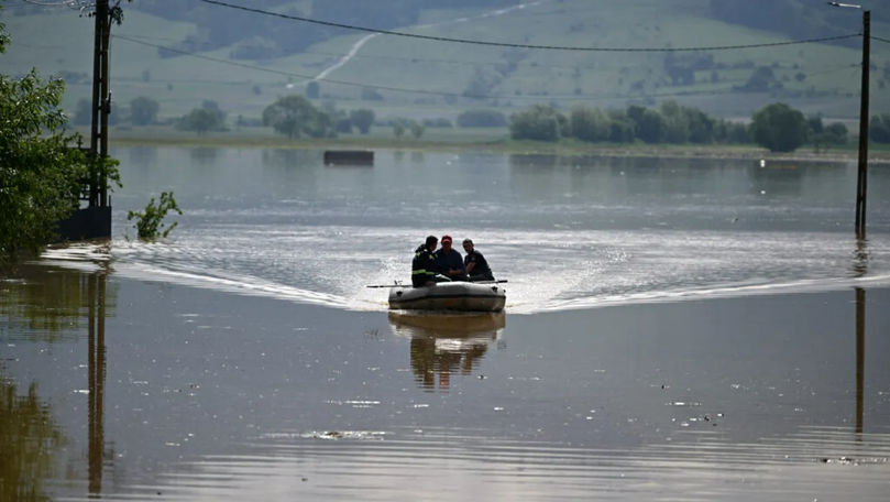 Noi avertizări: Cod portocaliu și galben de inundații în România